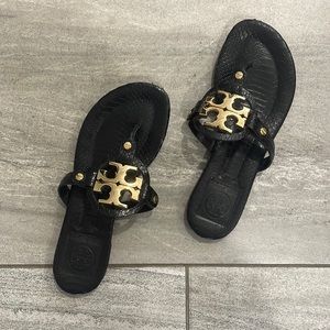TORY BURCH SANDALS SIZE 6